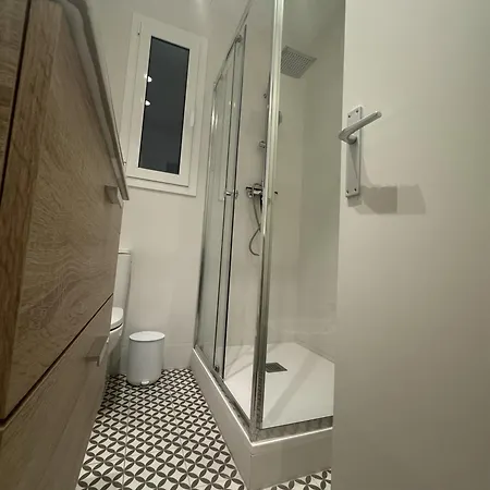 The Perfect Nomad's - * 巴塞罗那